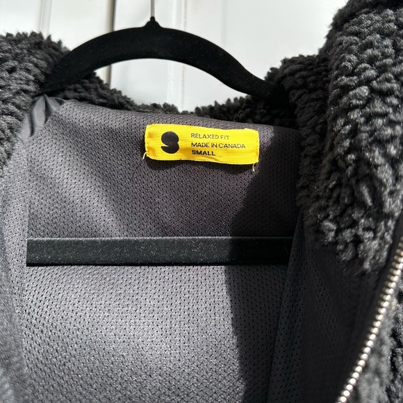 Yellow Label Co Black Zip Up Fleece Jacket - Picture 2 of 11